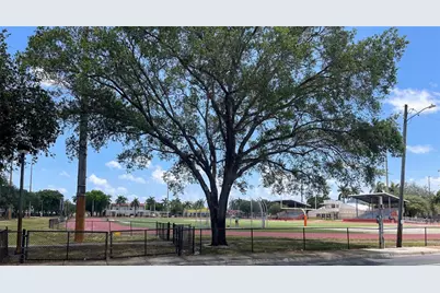 981 NW 16th Avenue, Fort Lauderdale, FL 33311 - Photo 2