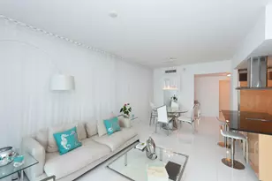 6899 Collins Ave, Miami Beach, FL 33141 - Photo 4