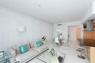 6899 Collins Ave, Miami Beach, FL 33141 - Photo 4