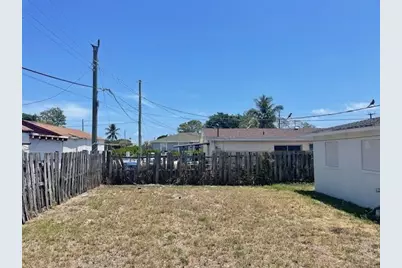 1104 W 24th Street, Riviera Beach, FL 33404 - Photo 6