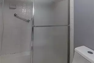 10315 NW 24th Pl, Sunrise, FL 33322 - Photo 10