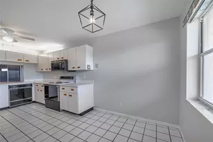 10315 NW 24th Pl, Sunrise, FL 33322 - Photo 2