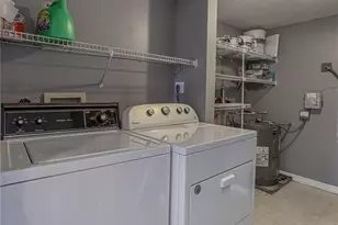 10315 NW 24th Pl, Sunrise, FL 33322 - Photo 16