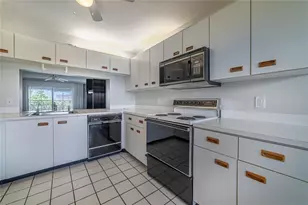 10315 NW 24th Pl, Sunrise, FL 33322 - Photo 4