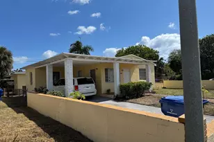 958 W 4th St, Riviera Beach, FL 33404 - Photo 8