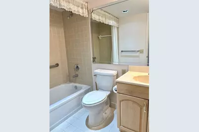 2306 S Cypress Bend Drive #319, Pompano Beach, FL 33069 - Photo 28