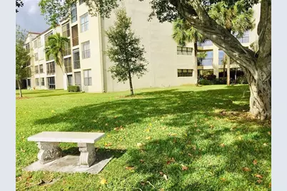 2306 S Cypress Bend Drive #319, Pompano Beach, FL 33069 - Photo 56