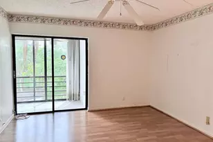 2306 S Cypress Bend Dr, Pompano Beach, FL 33069 - Photo 18