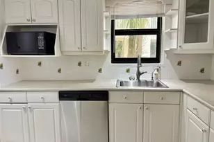 2306 S Cypress Bend Dr, Pompano Beach, FL 33069 - Photo 16