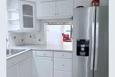 2306 S Cypress Bend Drive #319, Pompano Beach, FL 33069 - Photo 10