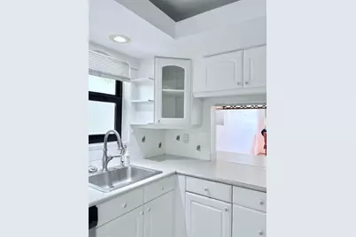 2306 S Cypress Bend Drive #319, Pompano Beach, FL 33069 - Photo 14