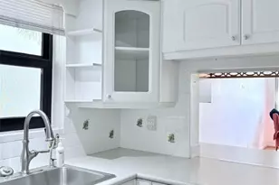 2306 S Cypress Bend Dr, Pompano Beach, FL 33069 - Photo 14