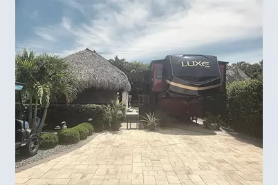 622 SW 42nd Cove, Okeechobee, FL 34974 - Photo 2