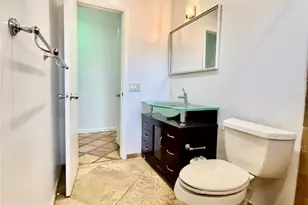 341 SE 8th St, Pompano Beach, FL 33060 - Photo 24