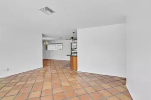 341 SE 8th St, Pompano Beach, FL 33060 - Photo 12