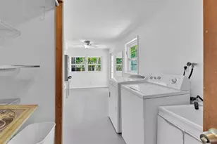 341 SE 8th St, Pompano Beach, FL 33060 - Photo 44