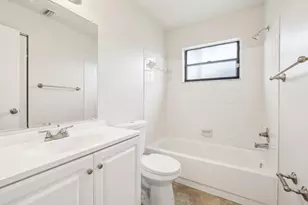 1091 Manor Dr, Lake Worth Beach, FL 33461 - Photo 18