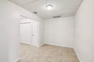 1091 Manor Dr, Palm Springs, FL 33461 - Photo 10