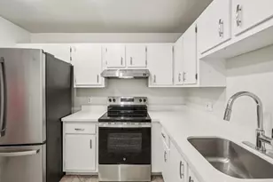 1091 Manor Dr, Lake Worth Beach, FL 33461 - Photo 8