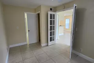 8775 NW 39th St, Sunrise, FL 33351 - Photo 4