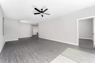 1811 Celebration Dr, Fort Pierce, FL 34947 - Photo 6