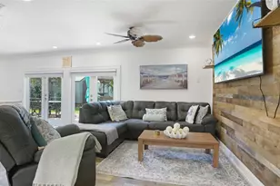 1736 NW 39th St, Oakland Park, FL 33309 - Photo 4