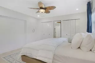 1736 NW 39th St, Oakland Park, FL 33309 - Photo 22