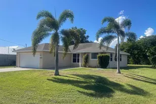 2095 SE Joyner Cir, Port Saint Lucie, FL 34952 - Photo 2