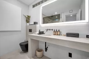 120 NE 25th St, Miami, FL 33137 - Photo 30