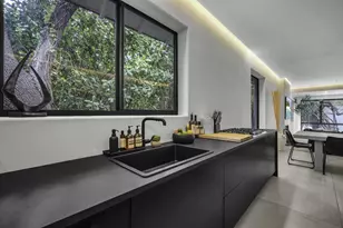 120 NE 25th St, Miami, FL 33137 - Photo 20