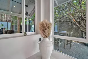 120 NE 25th St, Miami, FL 33137 - Photo 40