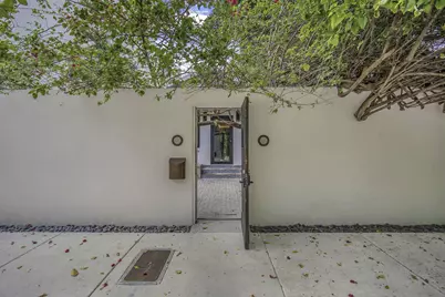 120 NE 25th Street, Miami, FL 33137 - Photo 48