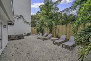 120 NE 25th St, Miami, FL 33137 - Photo 46