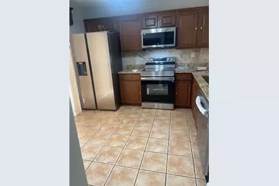 5871 Woodland Point Drive, Tamarac, FL 33319 - Photo 6