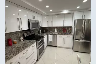 301 174th Street #2210, North Miami Beach, FL 33160 - Photo 10