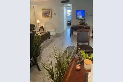 100 SE 6th Avenue #206, Pompano Beach, FL 33060 - Photo 6