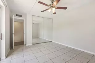 1660 Forest Lakes Cir, West Palm Beach, FL 33406 - Photo 28