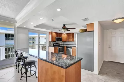 1051 Hillsboro Mile #809E, Pompano Beach, FL 33062 - Photo 14