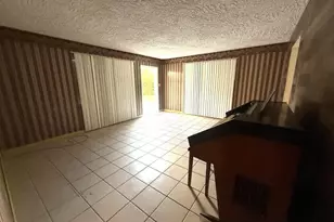 314 N 21st St, Fort Pierce, FL 34950 - Photo 2