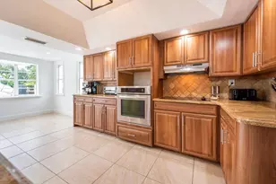 1749 SE 9th St, Fort Lauderdale, FL 33316 - Photo 14