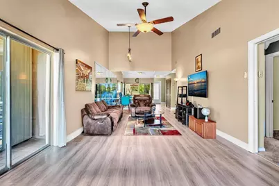 7598 NW 86th Terrace #203, Tamarac, FL 33321 - Photo 14