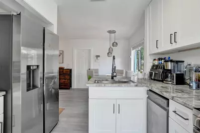 1590 NW 7th Lane, Pompano Beach, FL 33060 - Photo 12