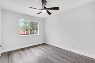 10657 NW 1st St, Plantation, FL 33324 - Photo 16