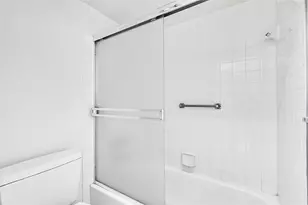 1902 Bermuda Cir, Pompano Beach, FL 33066 - Photo 14