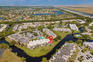 230 Lakeview Dr, Weston, FL 33326 - Photo 4