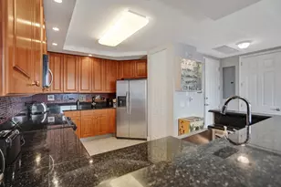 2633 NE 14th Ave, Wilton Manors, FL 33334 - Photo 4