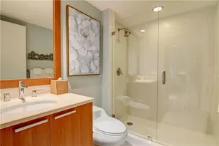 2640 Lake Shore Dr, Riviera Beach, FL 33404 - Photo 30