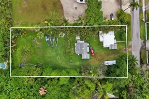 477 NE 154th St, Miami, FL 33162 - Photo 10