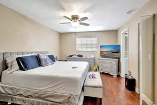 9725 NW 26th Ct, Sunrise, FL 33322 - Photo 8