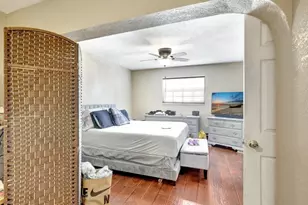 9725 NW 26th Ct, Sunrise, FL 33322 - Photo 10